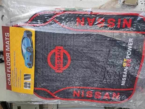 Floormat Branded Nissan