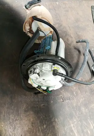 Toyota Axio 161 Fuel Pump Assy.