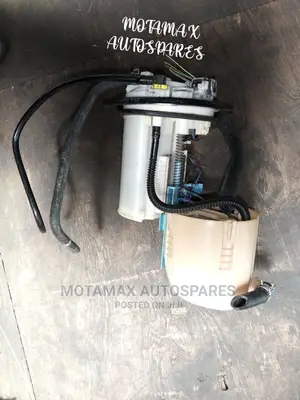 Toyota Axio 161 Fuel Pump Assy.