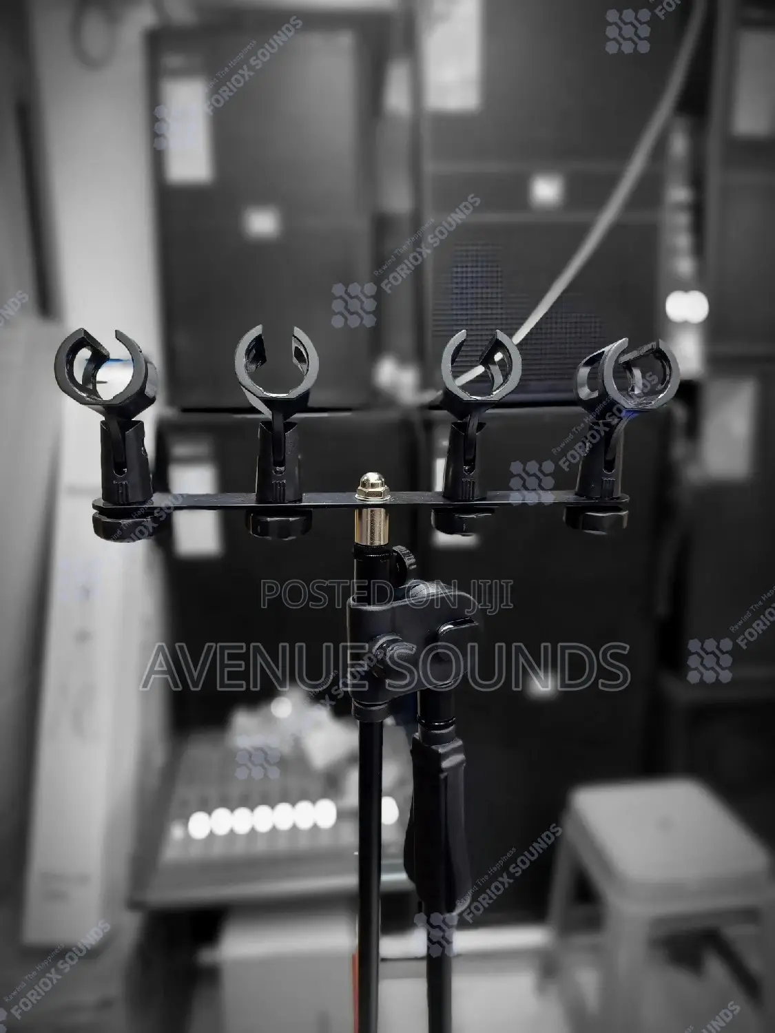 4 Mic Holder Panel