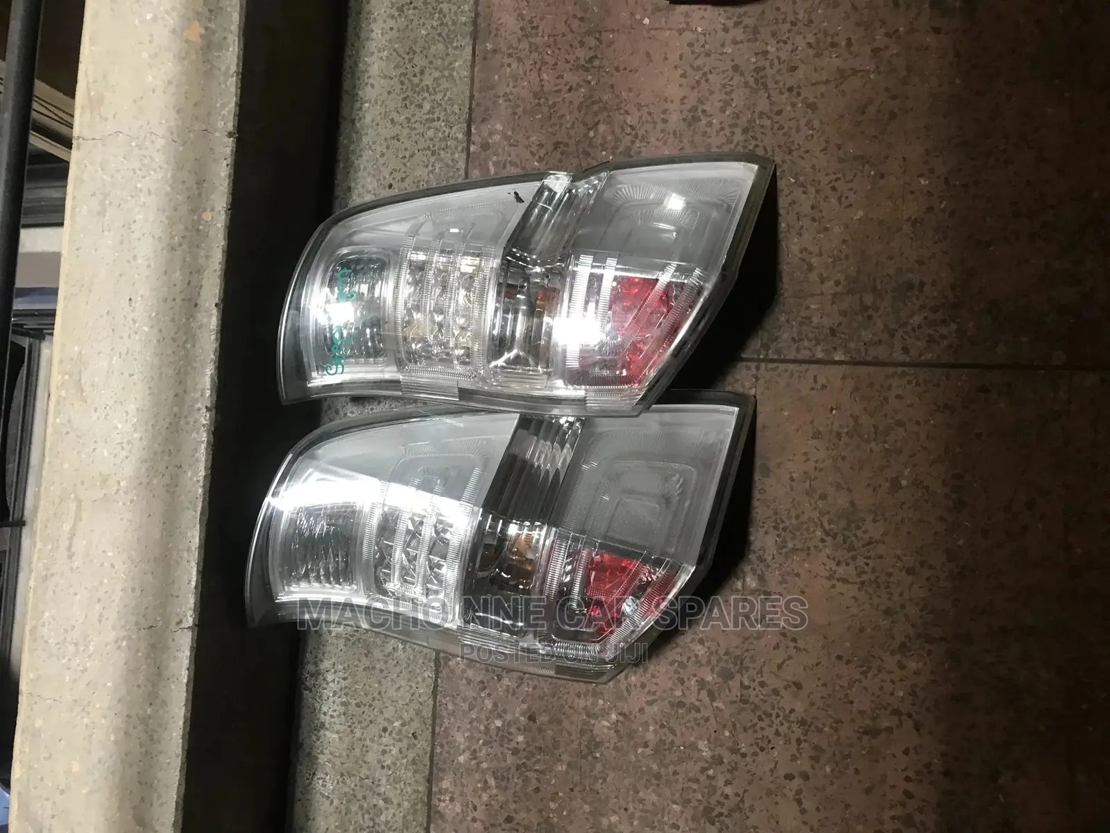 Honda Stepwagon 2012 Backlight (Red and Clear)