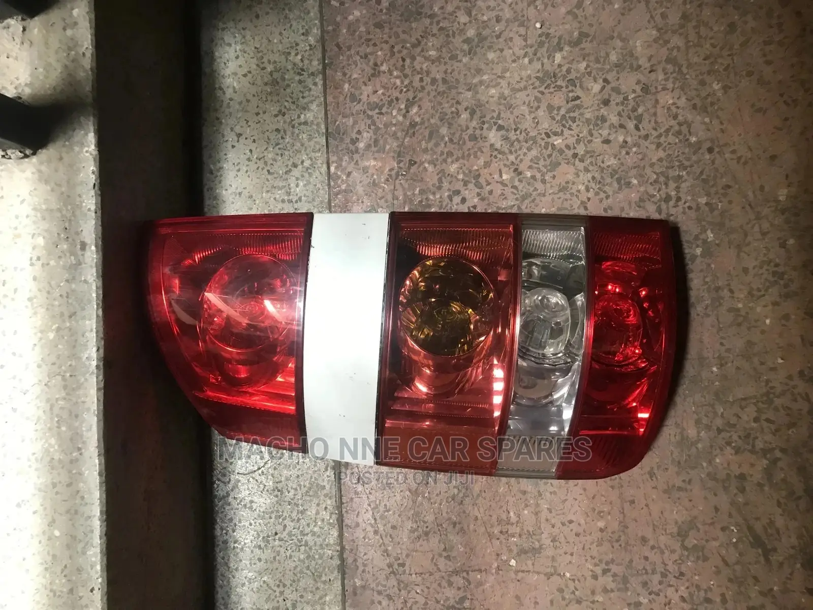 Toyota Noah 2002 Backlight