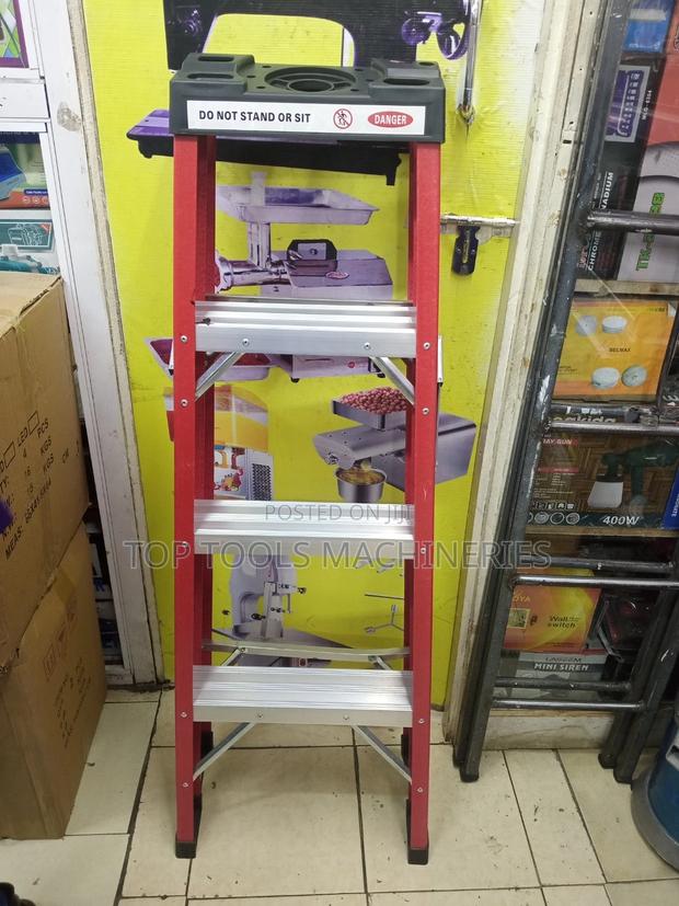 3 Steps Ladder - main view