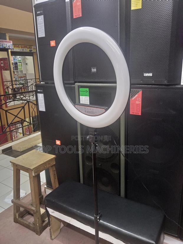 18 Inch Ring Light - main view