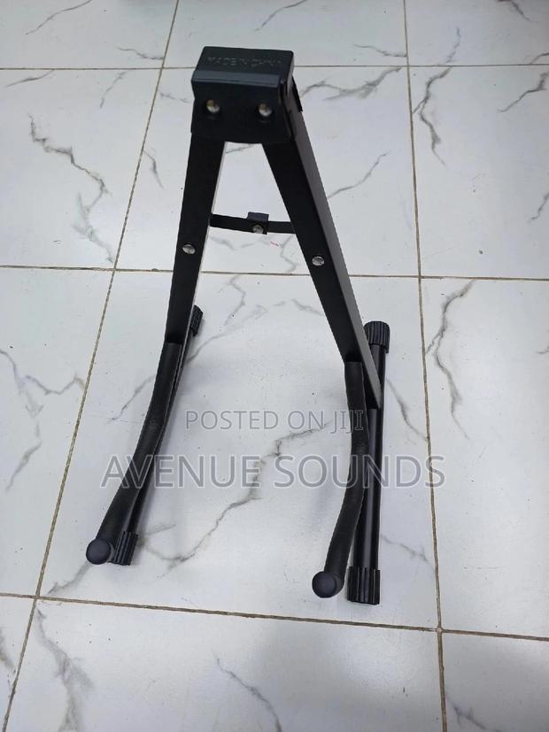 Portable Guitar Stand - thumbnail 2