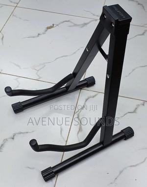 Guitar Stand - thumbnail 2
