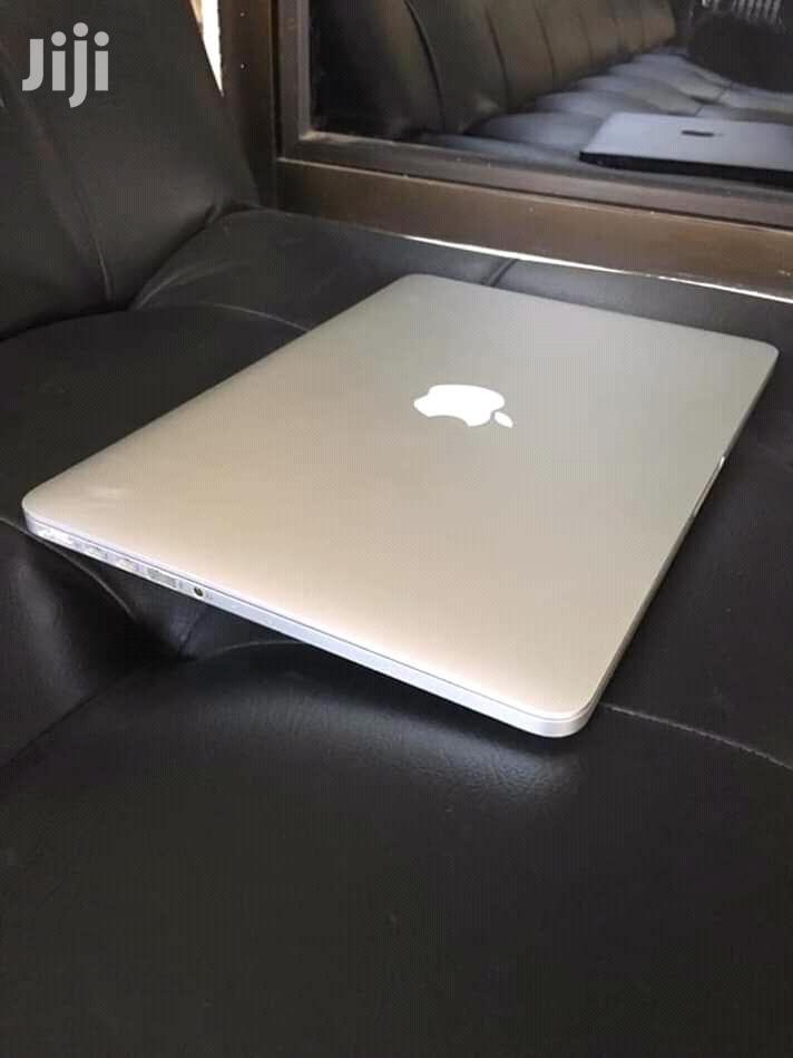 Laptop Apple MacBook Pro 4GB Intel Core i5 HDD 500GB
