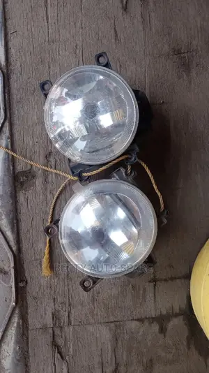 Hilux Vigo Old Model Foglights