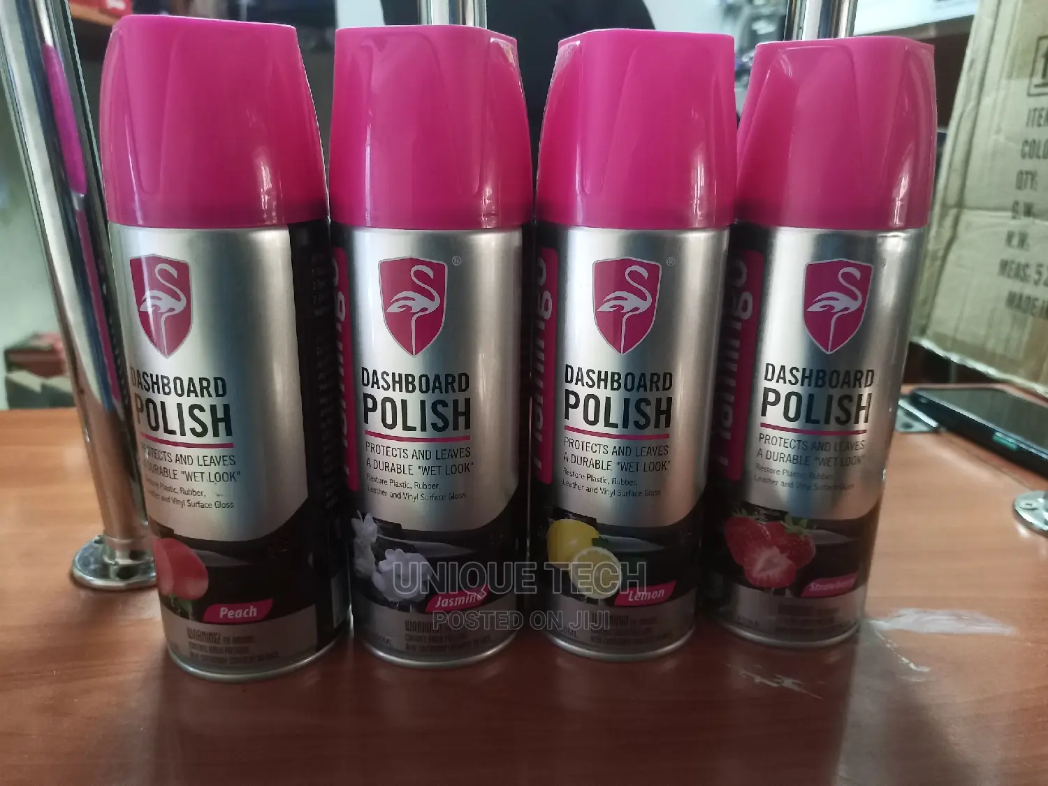 Flamingo Car Dashboard Spray