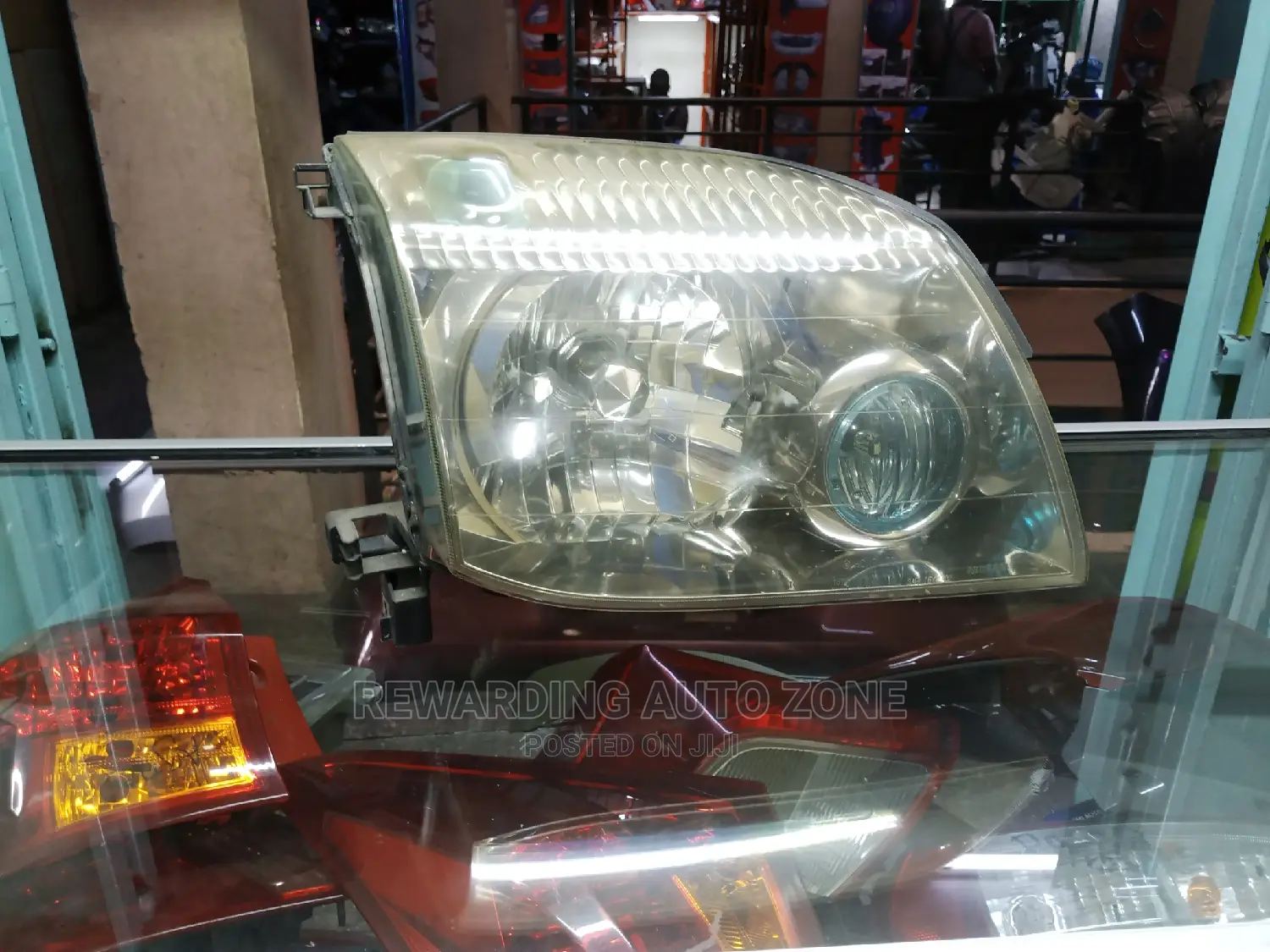 Nt30 Ex Trail 2005 Model Headlight.