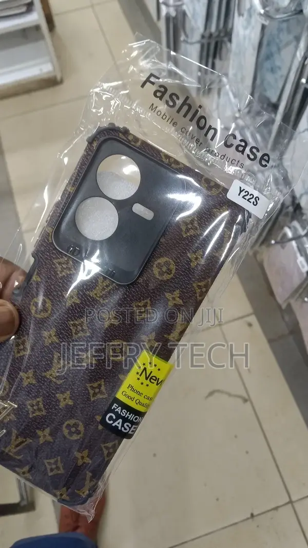 Vivo Y22s Back Cover Case