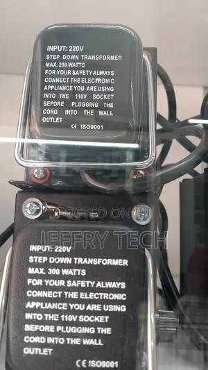 Step Down Transformer Max 200 Watts Input 220V (THG-200W)