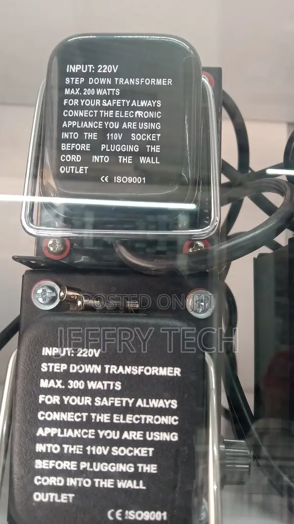Step Down Transformer Max 200 Watts Input 220V (THG-200W)