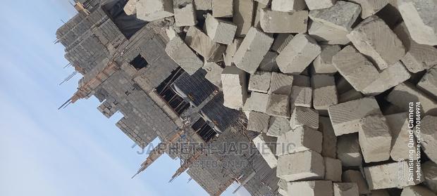 Ndarugo Machine Cut Stones$