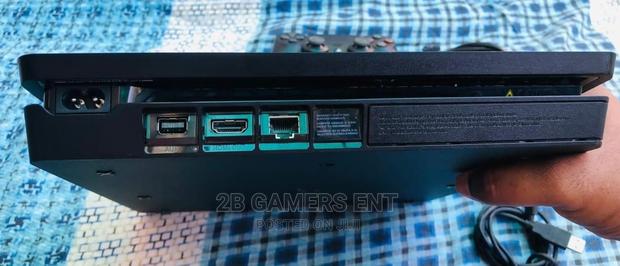 Play Station 4 , Mint Condition - thumbnail 4