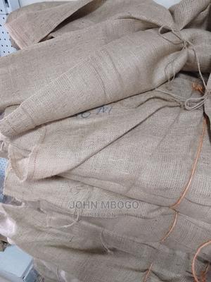 Burlap / Hessian Cloth . - thumbnail 2