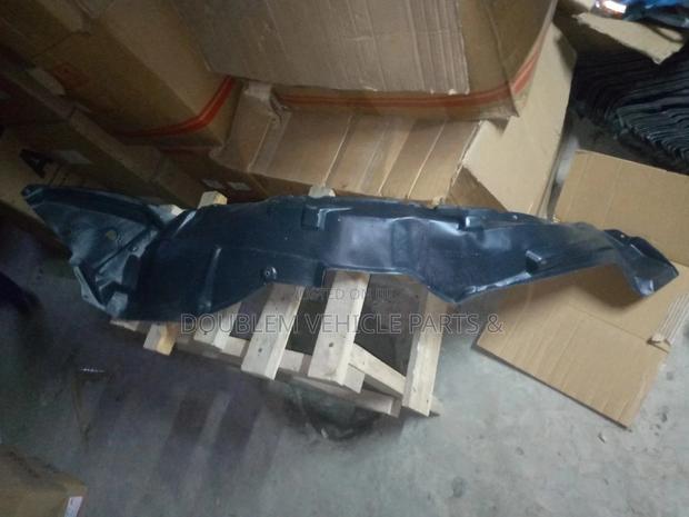 Stoneguard/Fender Liner Toyota IST - thumbnail 2