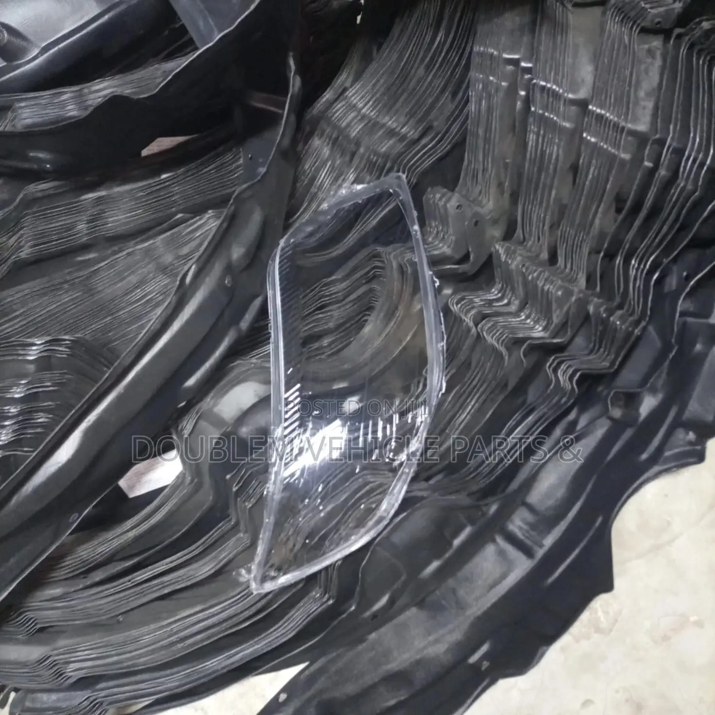 Headlens/Headlight Glass TYT Corolla NZE 2005/Fielder 2005
