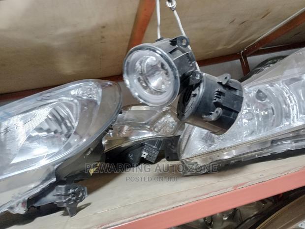Toyota Vanguard Foglights.