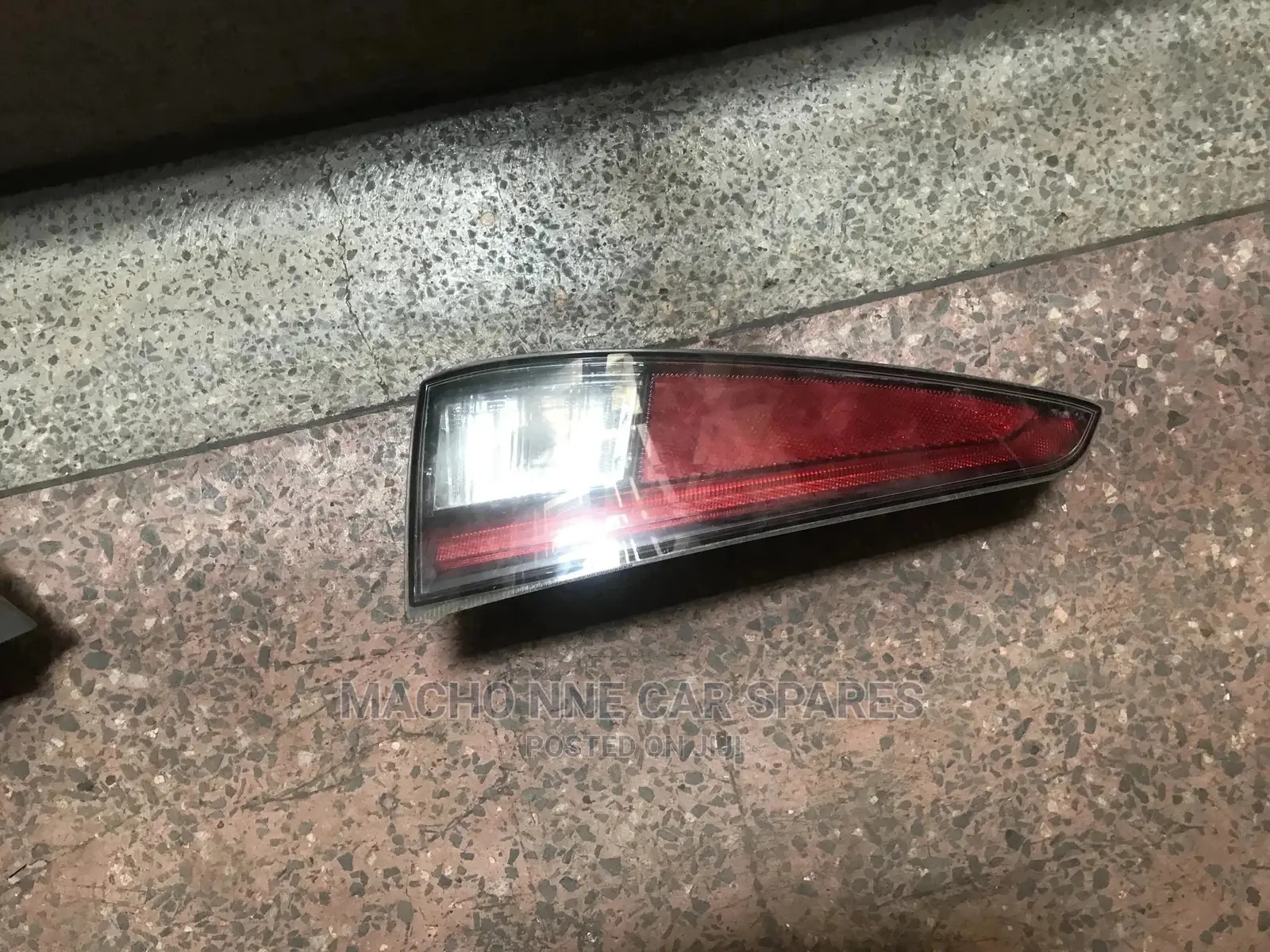 Toyota Prius 2018 Bootlight