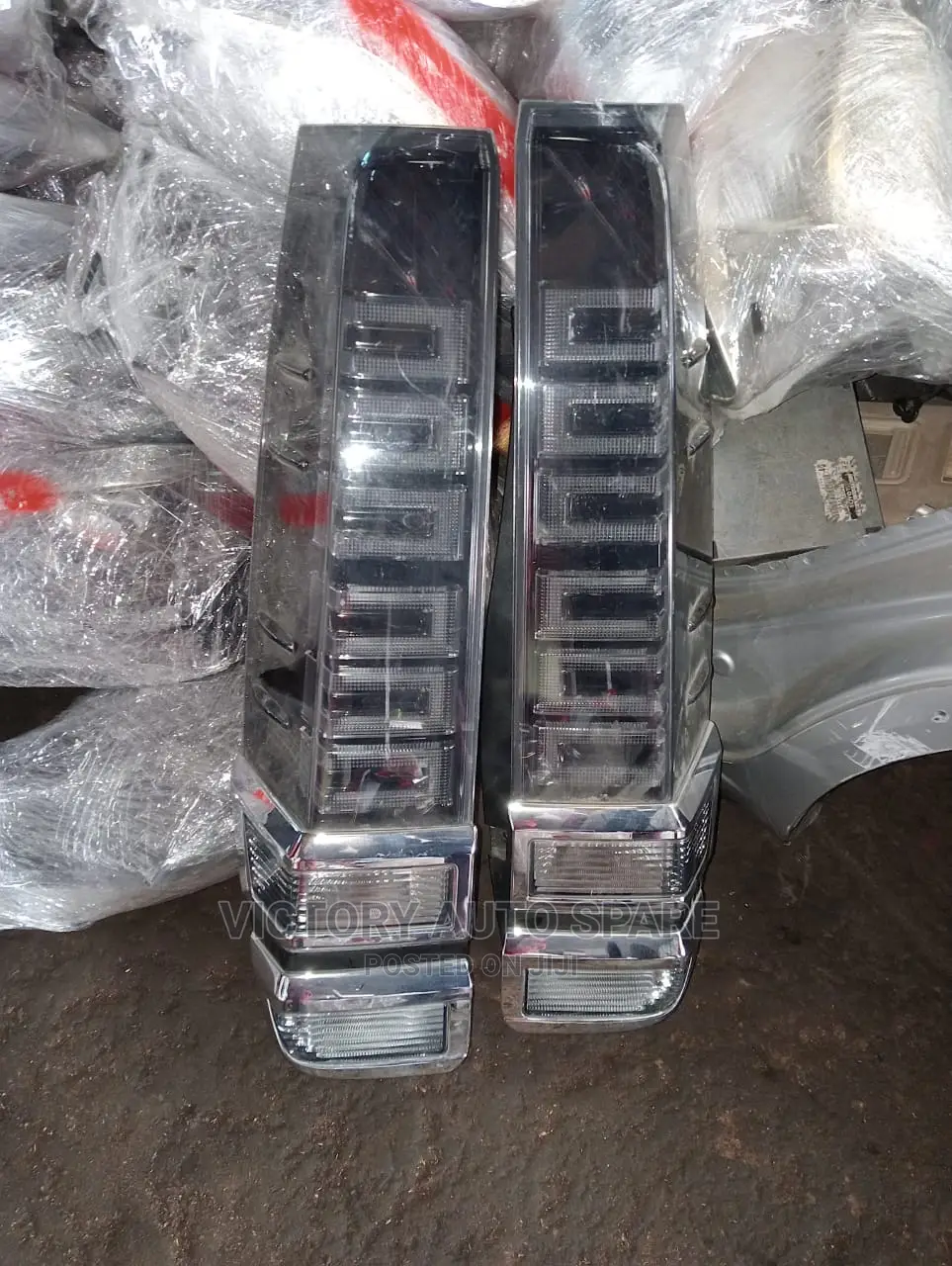 Voxy Zr80 Taillight/Backlight