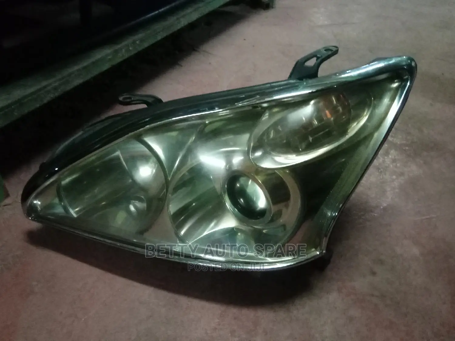 Harrier 240 Headlight