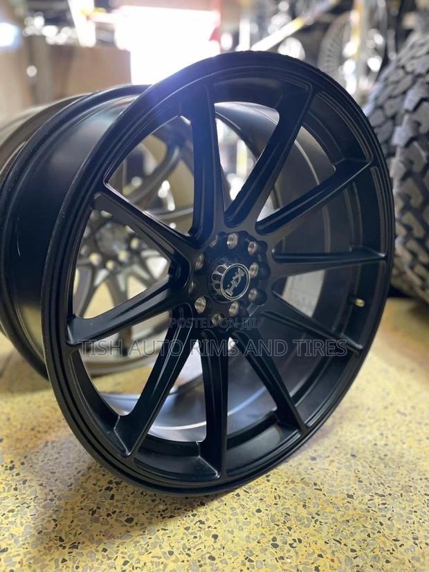 Black 18 Inch Offset Staggered Rims - main view