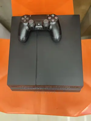 Sony Playstation 4 Standard