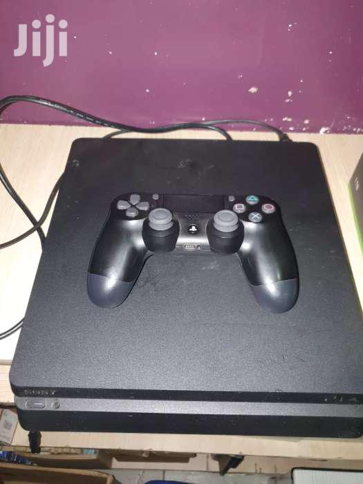 Ps4 Slim Chipped With 10 Games