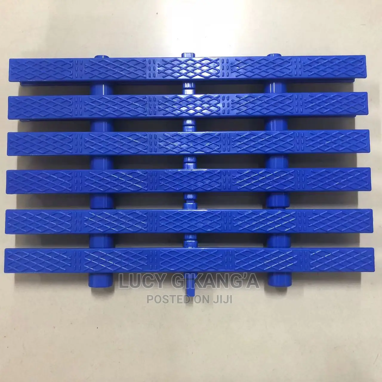 Channel Gratings