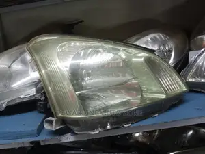 Premio 240 2005 Headlight Xenon