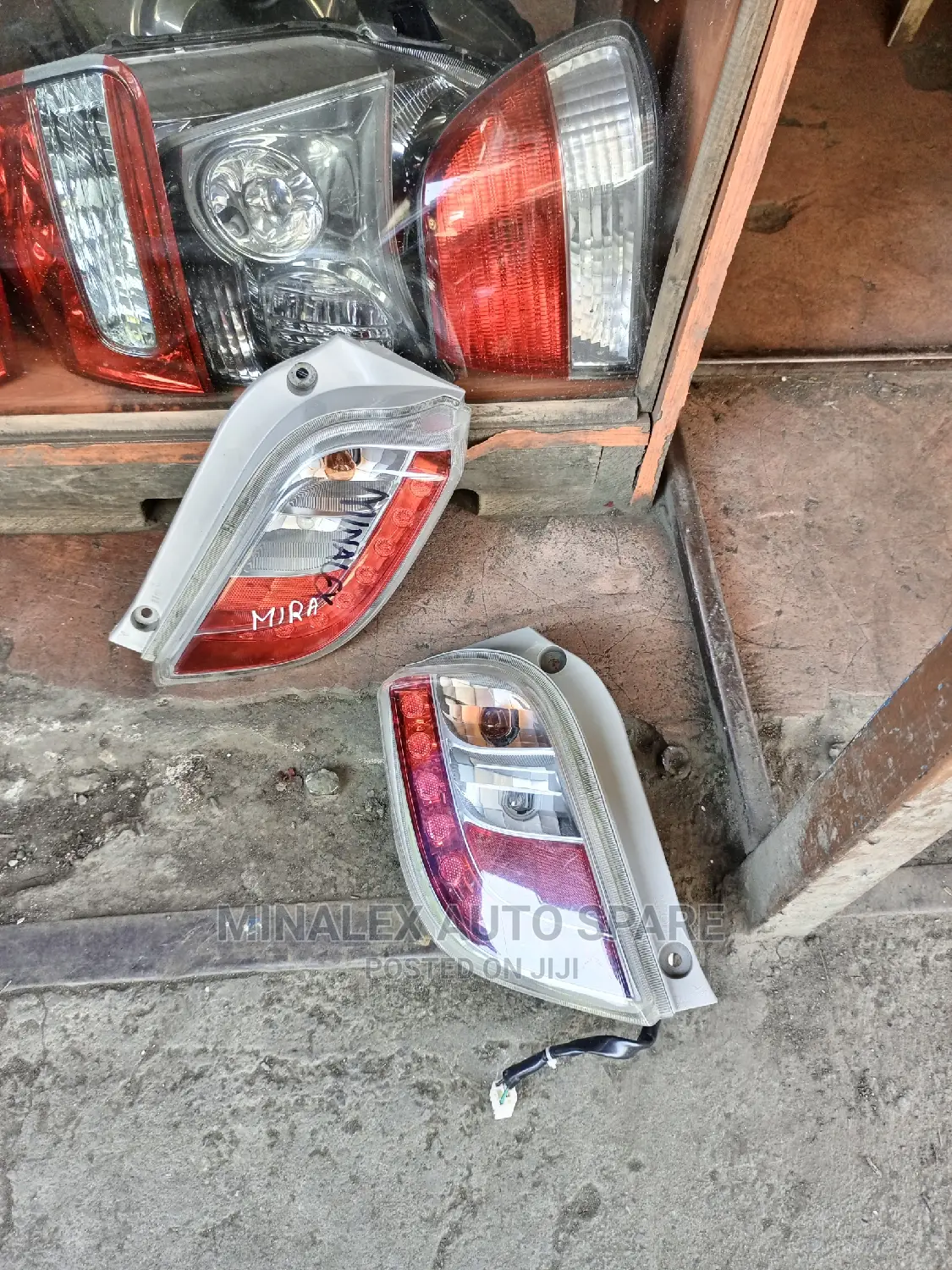 Daihatsu Mira Red Strip