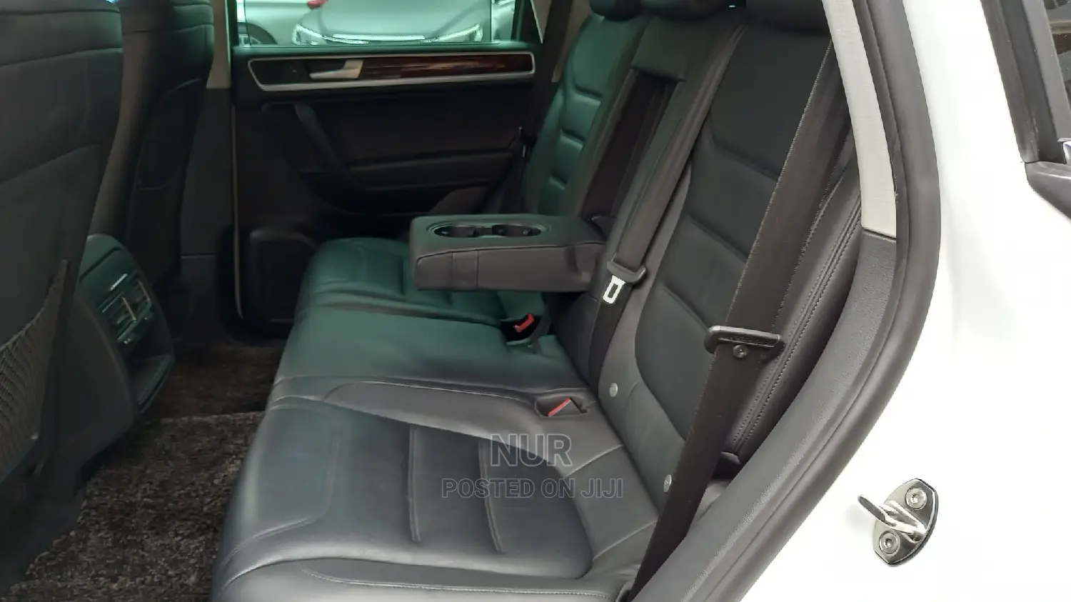 Volkswagen Touareg 2014 White
