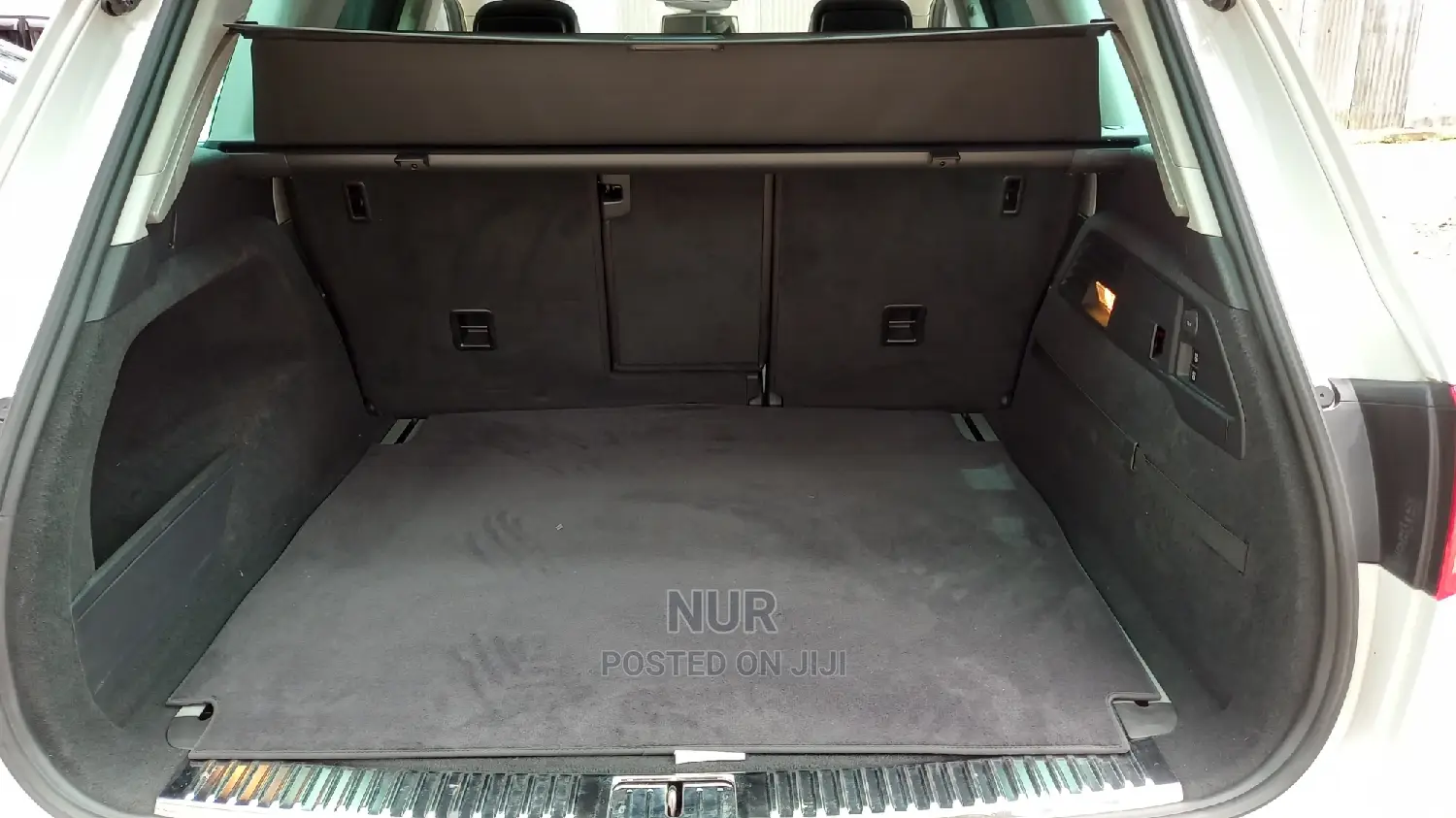 Volkswagen Touareg 2014 White