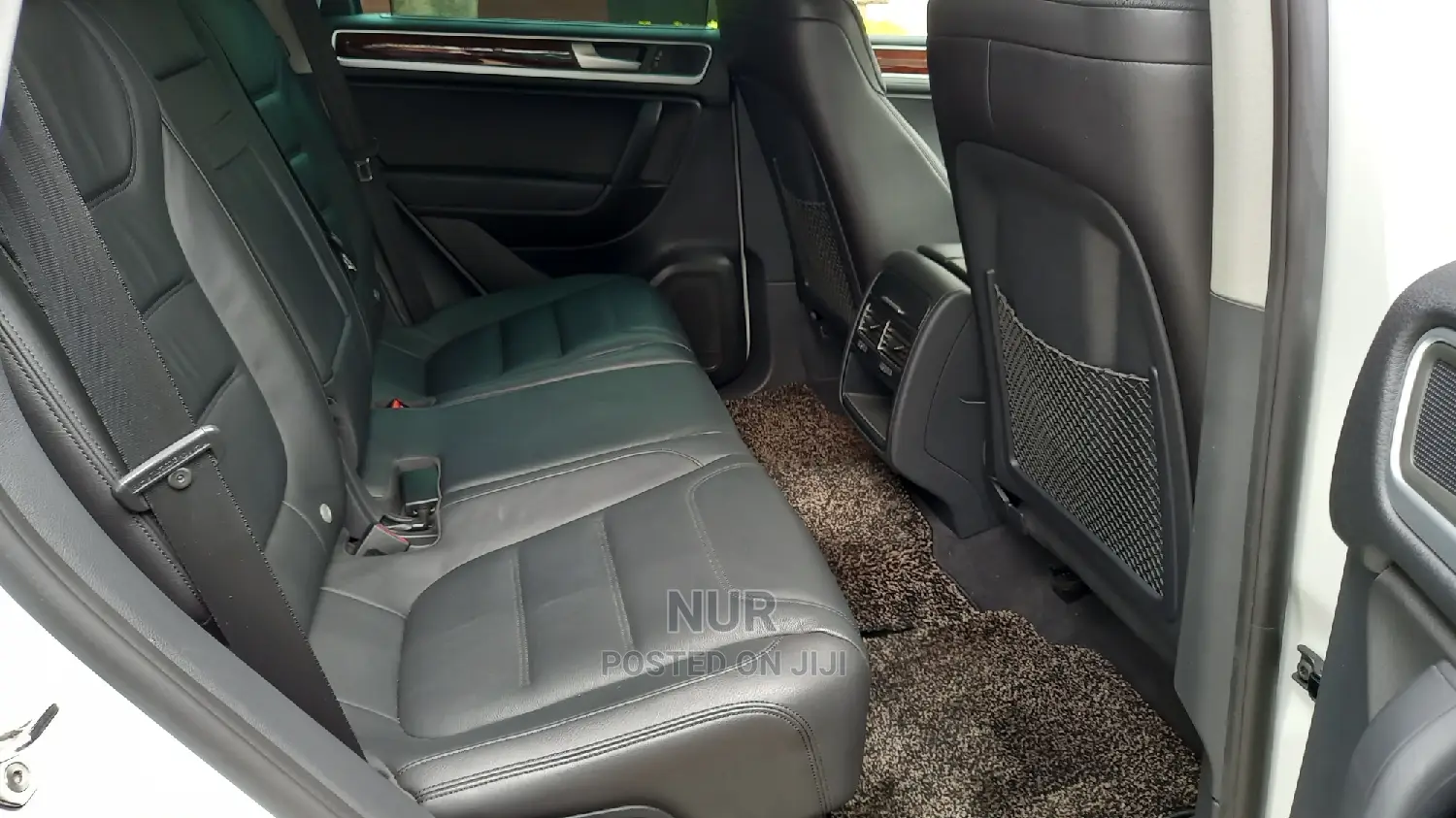 Volkswagen Touareg 2014 White