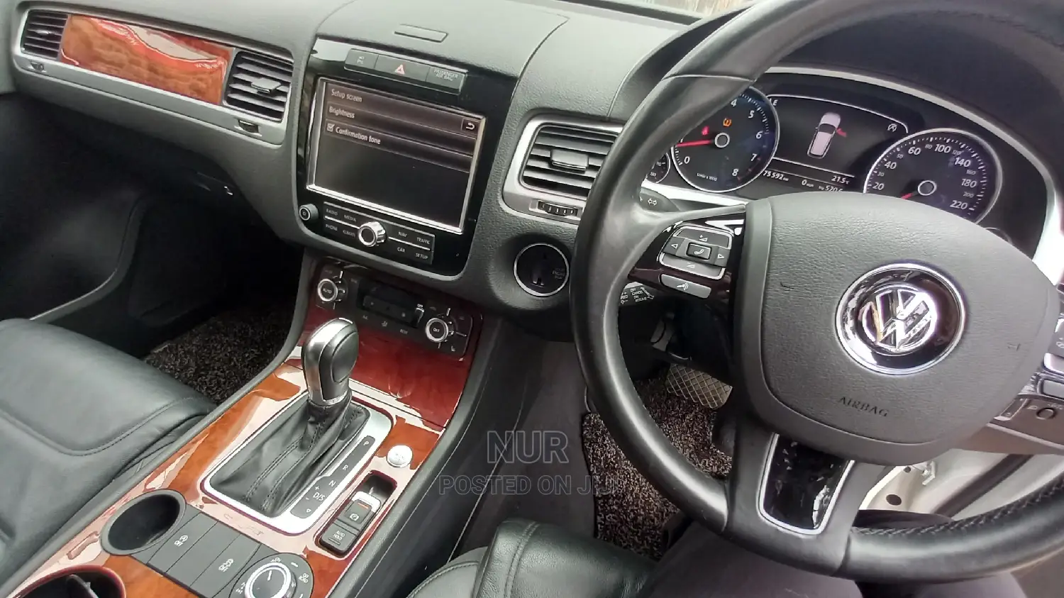 Volkswagen Touareg 2014 White
