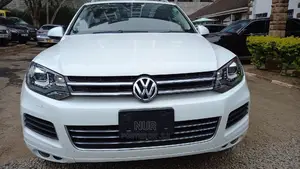 Volkswagen Touareg 2014 White