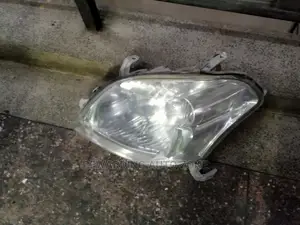 Toyota Raum Headlight.2006 2008 Model.