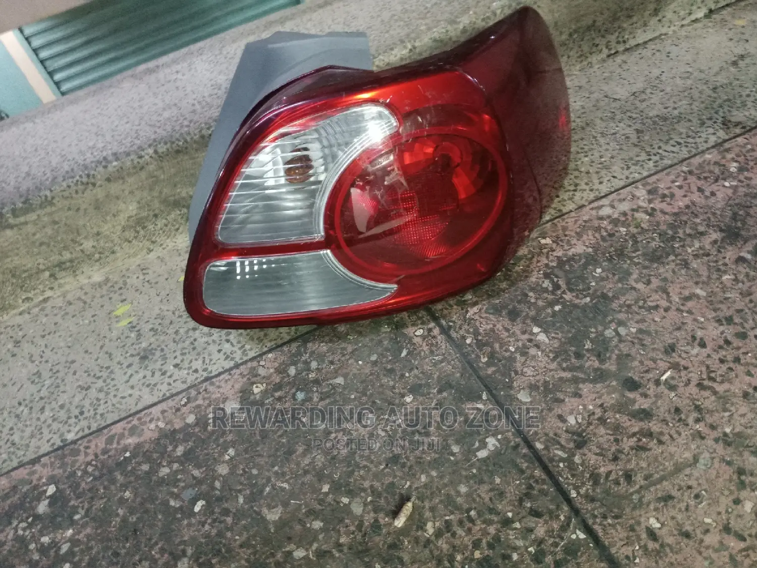 Toyota Porte 2009 Blacklights