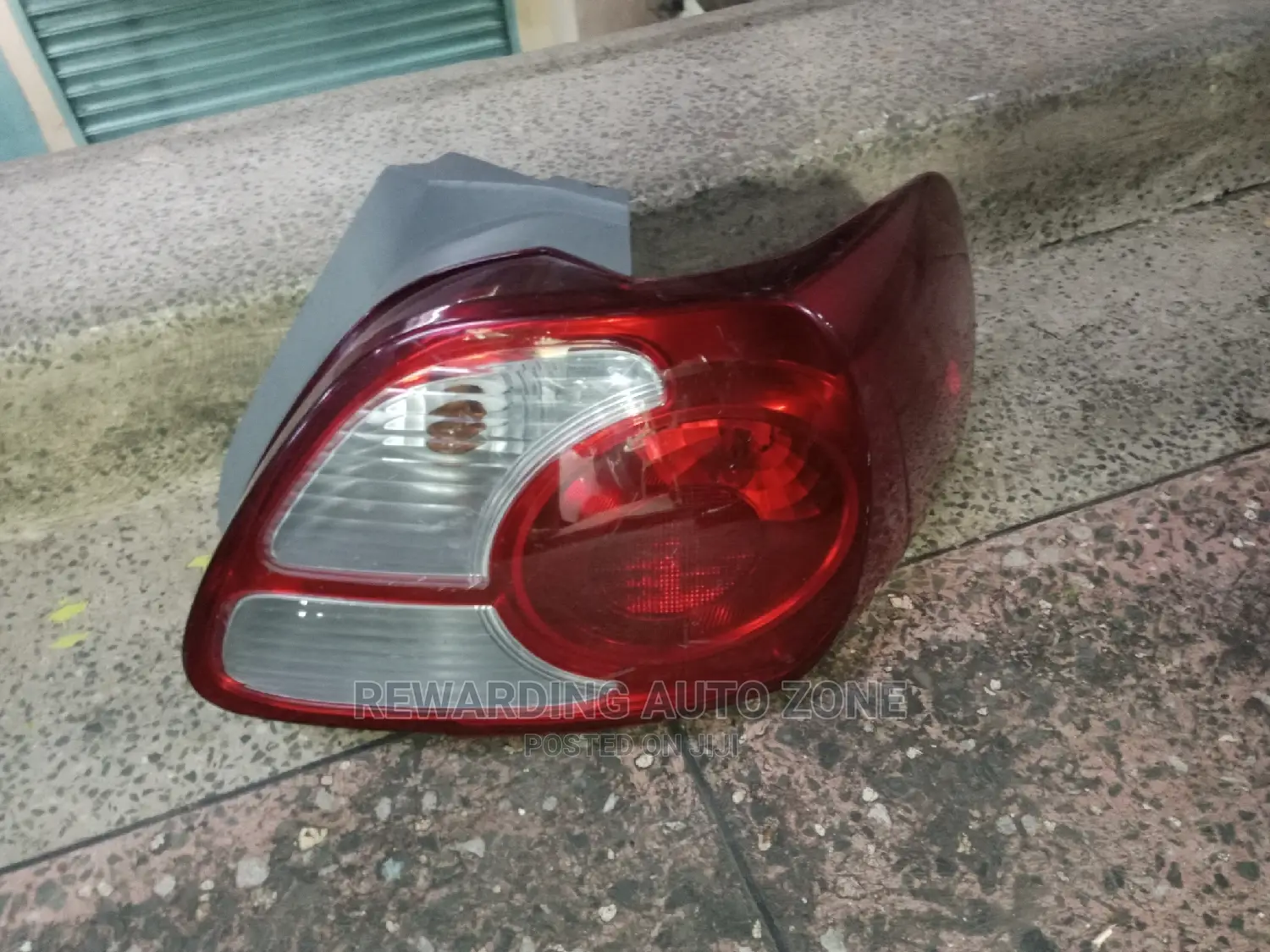 Toyota Porte 2009 Blacklights
