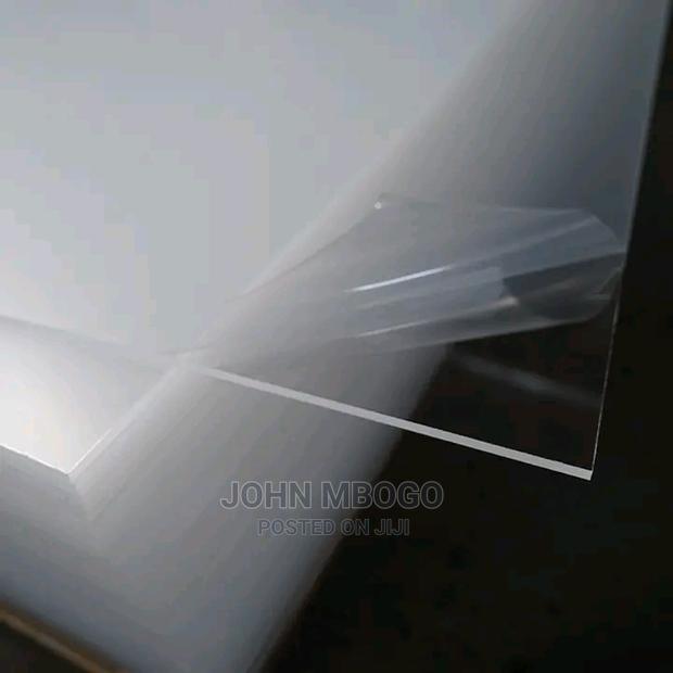 Perspex Glass - thumbnail 2
