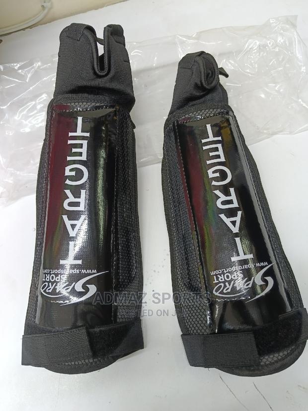 Hockey Shinguards Pair - thumbnail 2