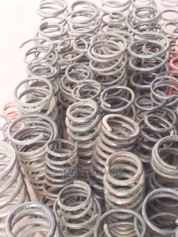 Mercedez Benz Heavy Duty Springs