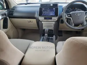 Toyota Land Cruiser 2023 Pearl