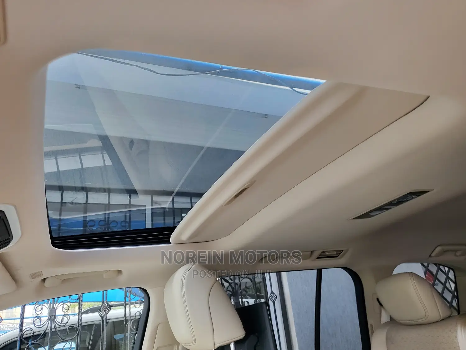 Toyota Land Cruiser 2023 Pearl