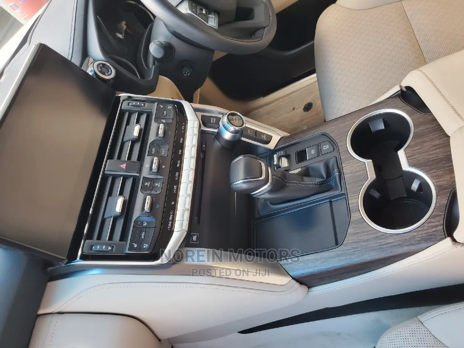 Toyota Land Cruiser 2023 Pearl