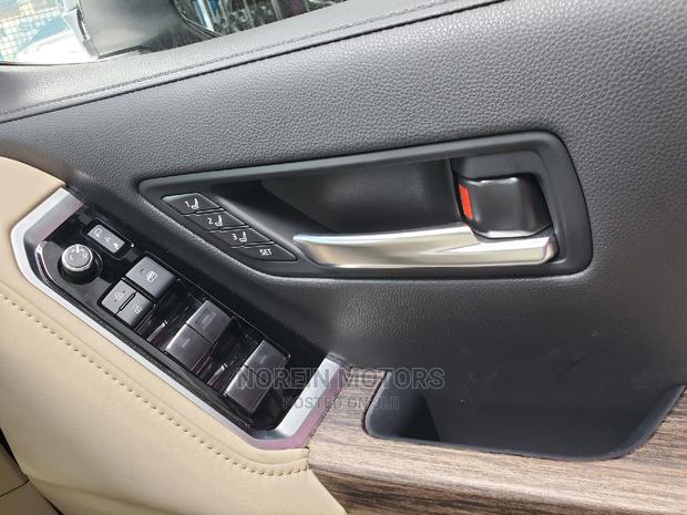 Toyota Land Cruiser 2023 Pearl - thumbnail 13