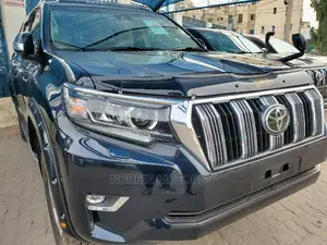 Toyota Land Cruiser Prado 2018 Green