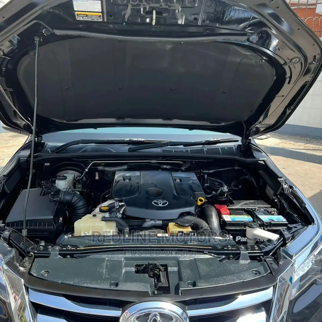 Toyota Fortuner 2016 Black