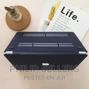 Hard Case Cover, Navy Blue
#Macbookm1